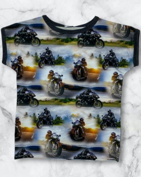 T-shirt med Motorcykler i str 122